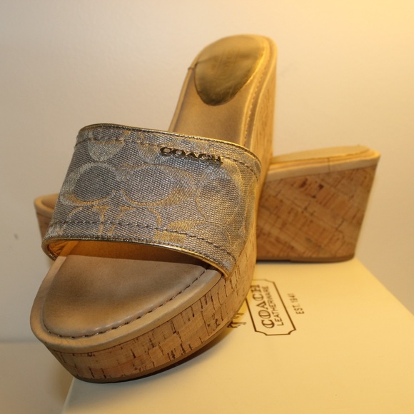 Coach Shoes - ⬇️🌟Comfy Coach Wedge Sandal